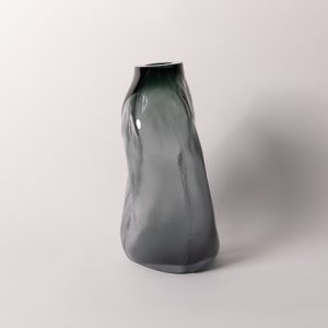 105 ltr Forms Vase, Smokey Grey